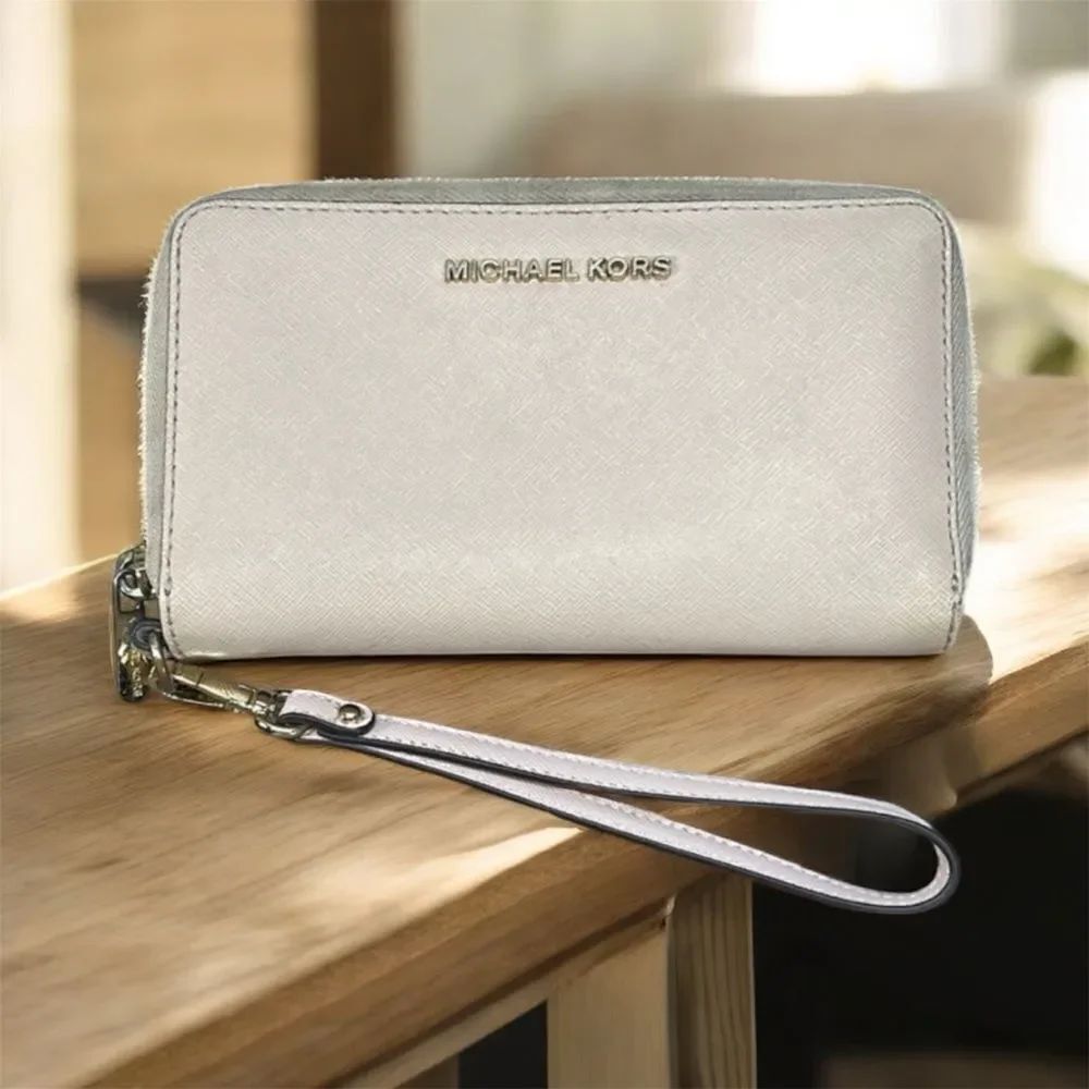 0327 Michael Kors full zip wallet